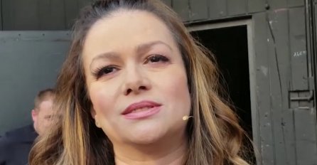 IVANA PETERS JE U "ZVEZDAMA GRANDA" BILA ZAKOPČANA DO GRLA, A SAD JE OBJAVILA PROVOKATIVNU SLIKU: Fanovi gledaju i ne vjeruju, pogledajte kako izgleda (FOTO)