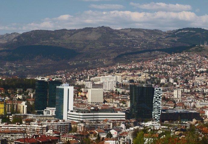 OBUSTAVLJA SE RAD TRŽNIH CENTARA Dvije nove mjere stupile na snagu u Kantonu Sarajevo