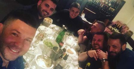 Osvojio je Ligu prvaka u fudbalu i jedan je od najpoznatijih fudbalera iz Srbije, a SINOĆ JE IMAO PRIVATNU ZABAVNU U SARAJEVU