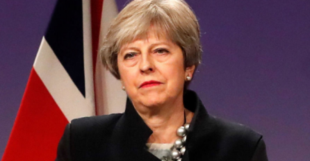 May: Za dogovor će trebati popustiti i vlada i opozicija