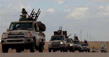 Bombardovan aerodrom u Tripoliju