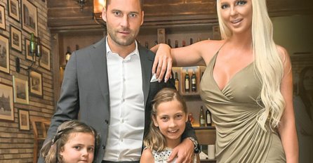 Sestra Duška Tošića nije poznata javnosti, ali je ona VELIKA PODRŠKA JELINI KARLEUŠI: Bila je tu za pjevačicu kada NIKO NIJE!