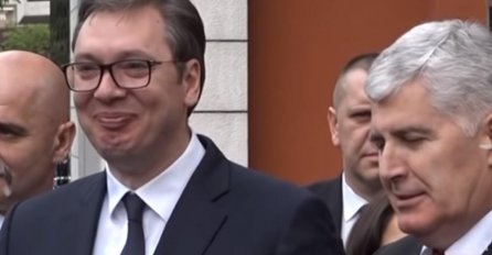 NOVINARKA IZ BIH DO SUZA NASMIJALA VUČIĆA: Gledao je u nju i TRESAO SE OD SMIJEHA, evo šta mu je rekla (VIDEO)