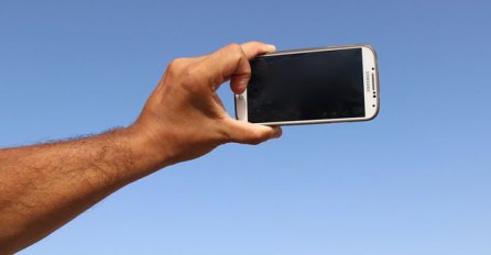 JEZIVO: Snimao selfie, pao u rijeku i utopio se, VODA GA ODNIJELA