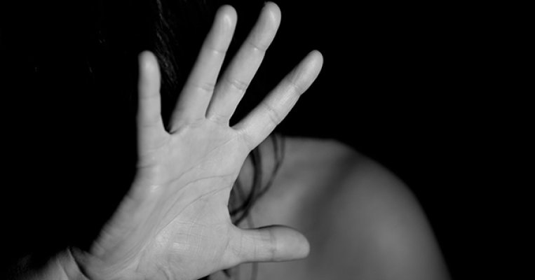 nasilje-u-porodici-pixa-49