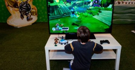 UPOZORENJE RODITELJIMA, OVA IGRICA IZAZIVA ZAVISNOST, NE DAJTE JE SVOJOJ DJECI: Zbog nje se ubio mali Vasilije (12)?!