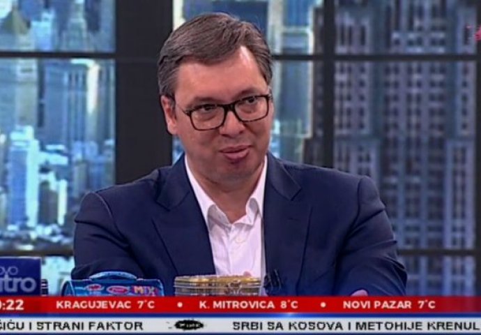 Vučić odgovorio kritičarima: Govore da smo "sendvičari", MENI TO NE SMETA! Ja volim sendviče