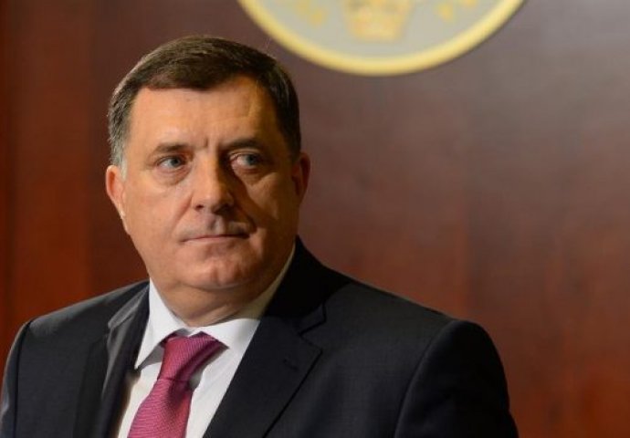 Dodik: U Srebrenici je počinjen zločin i nad muslimanima