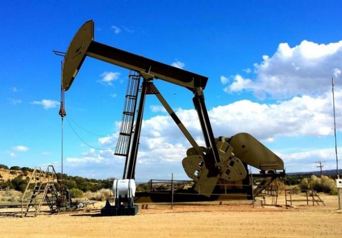 Cijene nafte pale prema razini od 71 dolara