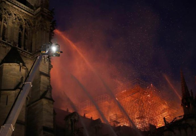 Nunez: Niko nije povrijeđen u požaru Notre Dame-a