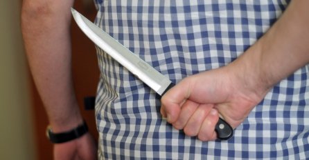 UŽAS: Muž nožem iskasapio ženu