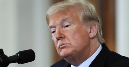 Američki predsjednik Donald Trump izrazio sućut i ponudio pomoć Macronu