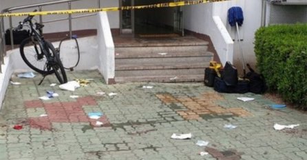 HOROR: Zapalio stan pa nožem poklao PET KOMŠIJA, 13 ljudi povrijeđeno, OVO JE RAZLOG MASAKRA