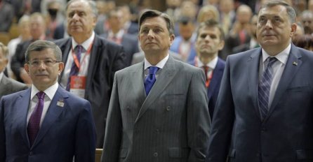 Pahor: Proširenjem EU-a na Balkan protiv prekrajanja granica