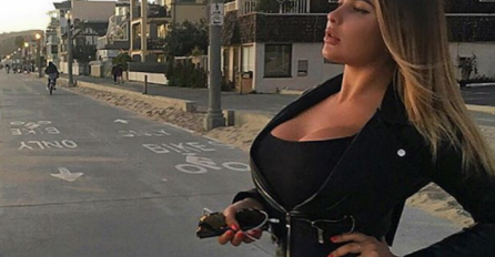 PROGLAŠENA JE ZA DJEVOJKU SA NAJLJEPŠOM ZADNJICOM NA SVIJETU: Sve na njoj je prirodno, A KAD SE OKRENE SVE ĆE VAM SE SAMO KAZATI! (FOTO)