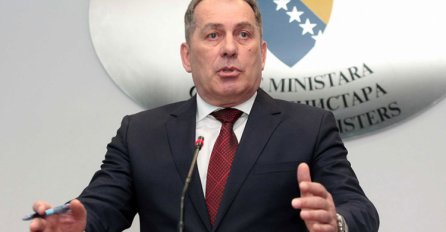 Dragan Mektić nasmijao sve novom objavom na Tviteru: "I oni će popušiti..."