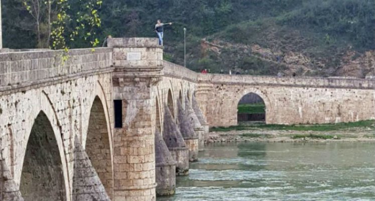 pokusaj-samoubistva-drina-visegrad-1