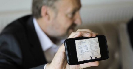 Izetbegović uručio Kasumagiću pristupnicu u Mlade Muslimane