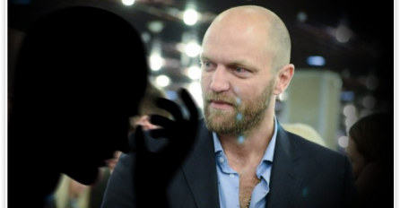 Dao mi je piće od kojeg sam dobio e*ekciju, a onda me je tjerao da se mazimo": Jezivi detalji svjedočenja maloljetnog pjevača sa "Pinkovih zvezdica" protiv Darka Kostića