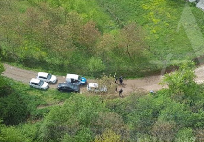 Fotografije iz helikoptera sa mjesta tragičnog ubijstva banjalučkog biznismena: SUPRUGA U SUZAMA STIGLA NA MJESTO GDJE JE STRADAO SLAVIŠA KRUNIĆ