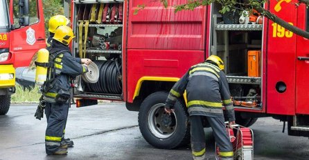 Veliki požar u fabrici raketne i svemirske opreme u Krasnoyarsku