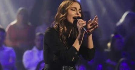 Džejle Ramović u "Zvezdama Granda" oduševila sve! Marija Šerifović skočila sa stolice i potrčala u zagrljaj bh. dragulju!