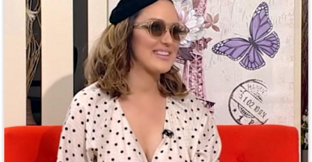 BRENA joj se  POBRINULA ZA STAJLING?!! Prijovićka se prvi put NAKON porođaja pojavila u emisiji uživo i šokirala stajlingom (FOTO)