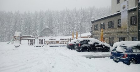 Sloveniju probudio snijeg! Čitava država se bijeli, saobraćaj otežan