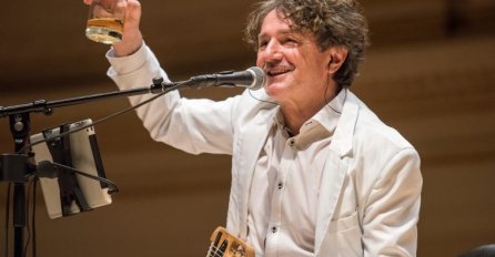 ŽENA GORANA BREGOVIĆA SE NIKADA NE POJAVLJUJE U JAVNOSTI, A JEDNA JE OD NAJLJEPŠIH SARAJKI: Ostat ćete bez daha pred njenom LJEPOTOM! (FOTO)