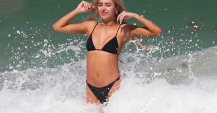 Skinula se u minijaturni bikini, sve kipi: A kada se okrenula nikom nije bilo dobro, VIDITE LI ZBOG ČEGA? (FOTO)