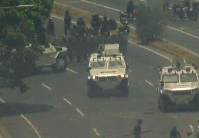 Haos u Venecueli: Sukobi na ulicama Caracasa