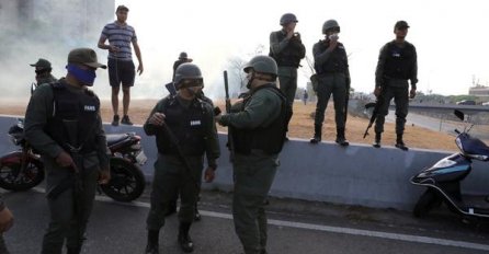 Guaido: Ova pobuna protiv Madura znači da nema povratka