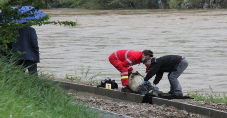 Potresna scena iz Zenice zasjenila praznike! Izvukli su tijelo iz vode, njegove su cipele, GOTOVO JE...