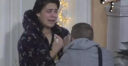 MINA NEUTJEŠNA, PLAKALA JE I TRESLA SE: Svi su zabrinuti za njeno stanje, evo šta se događa! 