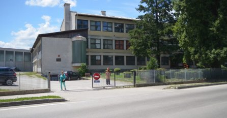 SKADAL U OSNOVNOJ ŠKOLI ŠOKIRAO JAVNOST U BOSNI I HERCEGOVINI:  Nastavnik slao eksplicitne fotografije učenicima