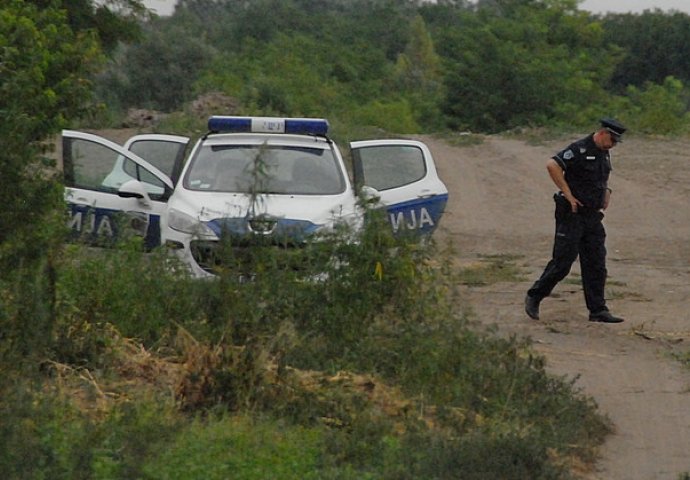 TRAGEDIJA: ŽENA POGINULA U SVOM VOĆNJAKU, kosila travu i izgubila život