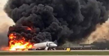 Većina se ugušila dimom: Preživjeli pilot aviona otkrio što je bio uzrok smrtonosnog požara, OVO LEDI KRV U ŽILAMA