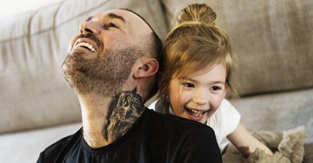 ZARAĐIVAO JE STOTINE HILJADA, A SADA JE NA SAMOM DNU: "Kako kćerki da kažem da ću brzo umrijeti?"