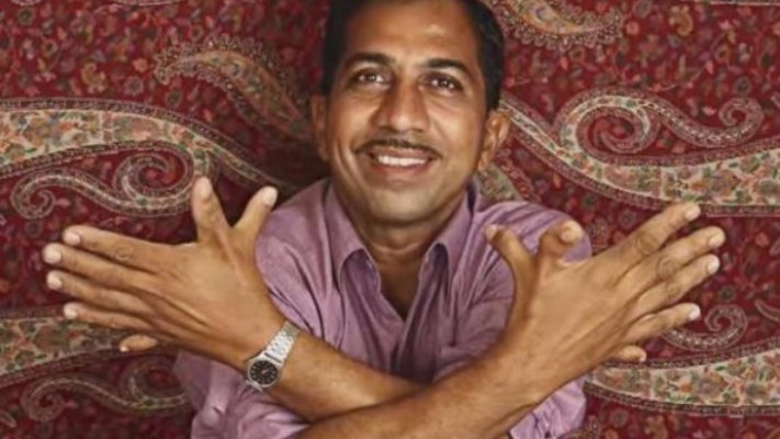 7b49bc069e124066918452585944753f