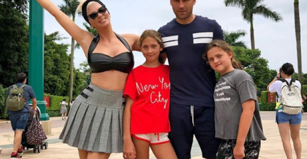 DUŠKO TOŠIĆ OBJAVIO SNIMAK, ODAVNO NIJE BIO OVAKO RASPOLOŽEN: Smijeh odzvanja prostorijom, A EVO U ČIJEM JE DRUŠTVU! (VIDEO)