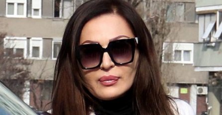 ON JE UKRAO CECINO SRCE, OBJAVILA SLIKU NJENE VELIKE LJUBAVI: A tek kad vidite šta on DRŽI U RUCI!