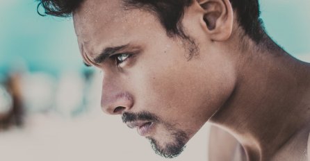 "Imam 25 godina i nikada nisam imao djevojku, a onda sam upoznao nju… "