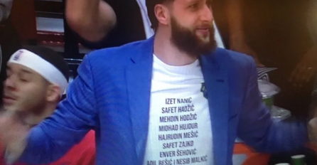 NURKIĆ ODUŠEVIO: Na utakmici nosio majicu s ispisanim imenima bh. ratnih heroja (FOTO)