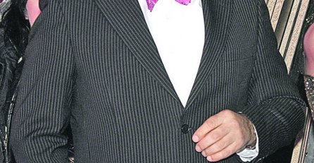 SLAVLJE U PORODICI Halida Muslimovića: Čestitke stižu sa svih strana! Ponosni otac objavio fotografiju