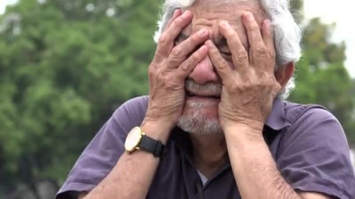 depositphotos-97251418-stock-video-sad-old-man-crying