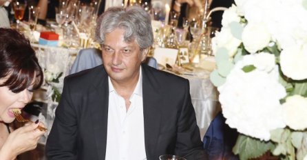 VODITELJ MOLIO NOVINARE DA JE NE SLIKAJU: Kad se Marićeva žena pojavila u SRAMNOJ HALJINI, nije mu bilo svejedeno! (FOTO)