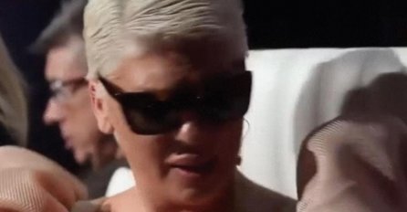 KARLEUŠA DOCRTALA ZADNJICU U FOTOŠOPU, FANOVI ŠOKIRANI: Objavljen dokaz, ovako ona STVARNO IZGLEDA! (FOTO)