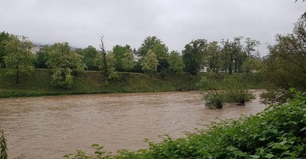Kiša neprestano pada: Banja Luka pred katastrofom! 