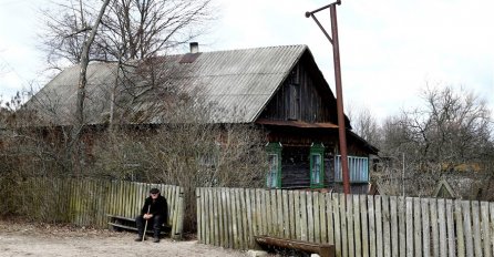 PRONAŠLI SU ŽIVOG DEDU U MJESTU PORED ČERNOBILA: Ostali su ZAPREPAŠTENI kad su vidjeli kako izgleda (VIDEO)