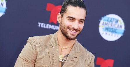 Šta se dešava, OVO JE BOLESNO! Popularni pjevač objavio fotografiju kako ljubi ženu u usta, a KADA ČUJETE O KOME JE RIJEČ ŠOKIRAT ĆE VAS!